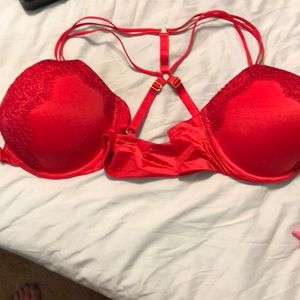 VS VERY SEXY PUSH UP BRA (red) great condition